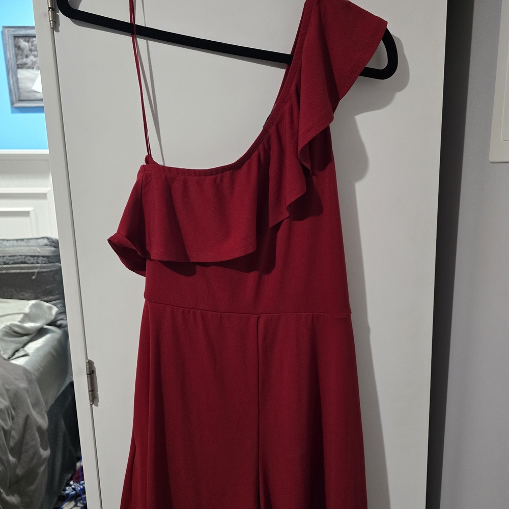 Express Scarlet One-Shoulder Dress - Picture 2 of 3